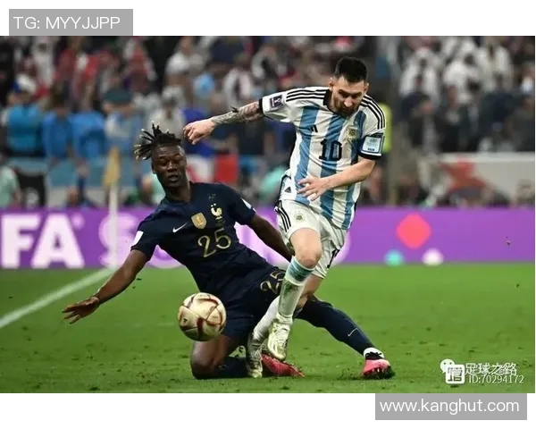 探索你的足球明星英文表达技巧与魅力提升之道 探索你的足球明星英文表达技巧与魅力提升之道