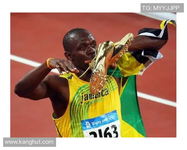 足球明星与博尔特的奇妙相遇：速度与技巧的巅峰对决