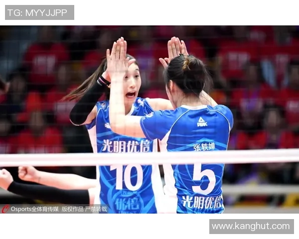 广州排球队在钻石联赛中以68分稳居积分榜首位展现强劲实力 广州排球队在钻石联赛中以68分稳居积分榜首位展现强劲实力