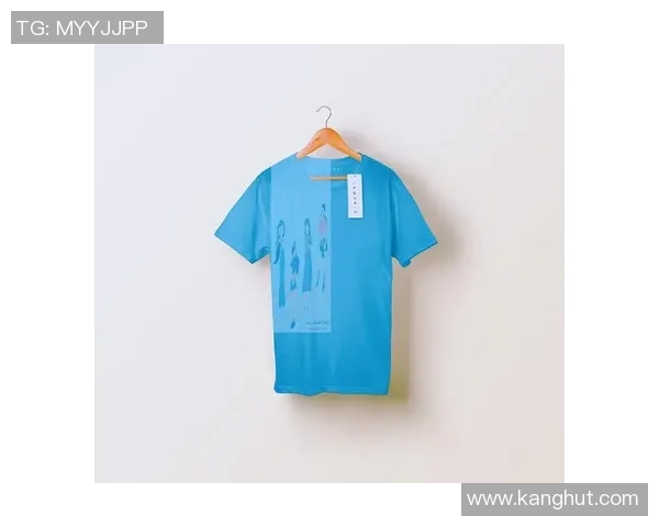 创意手绘足球明星短袖T恤设计展现个性与热情的完美结合 创意手绘足球明星短袖T恤设计展现个性与热情的完美结合